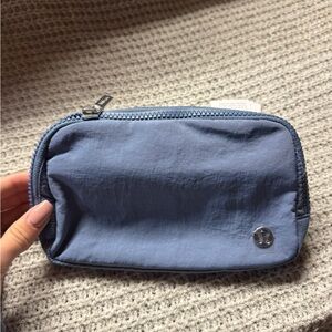 Lululemon everywhere belt bag